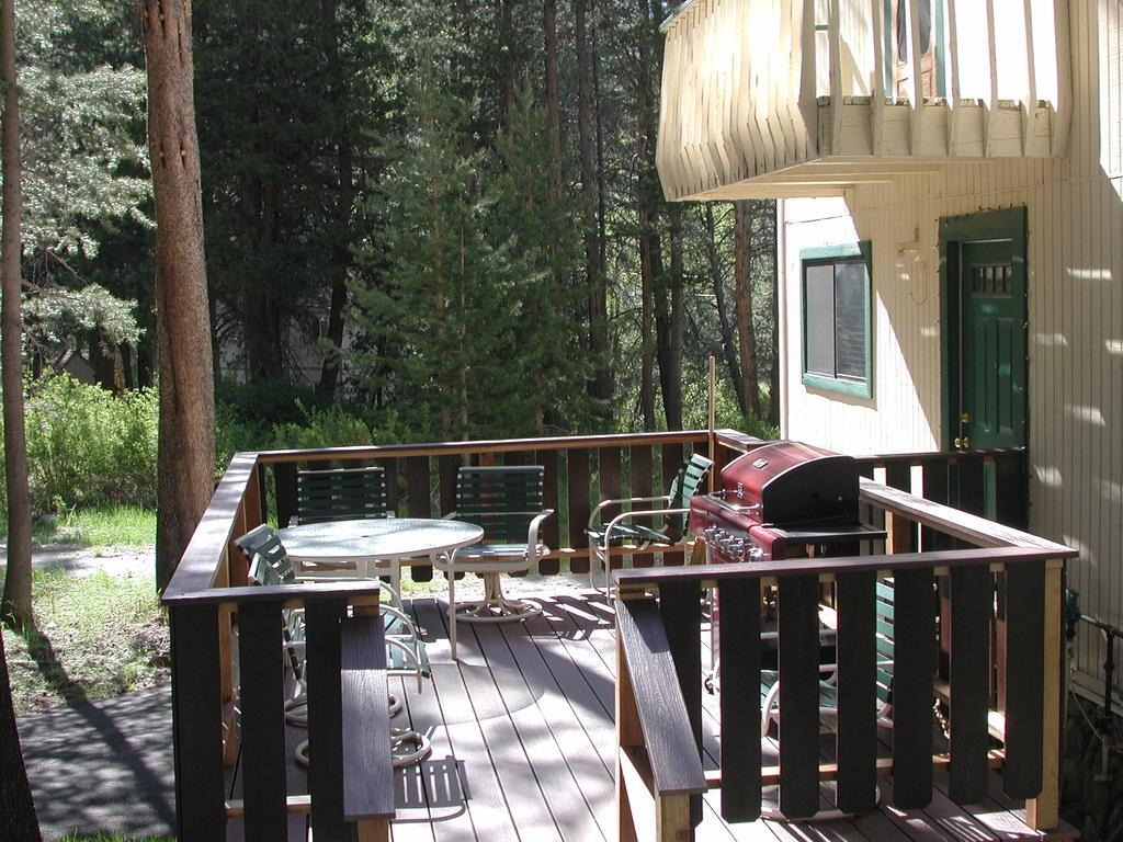 Reverse Creek Lodge June Lake Exterior photo
